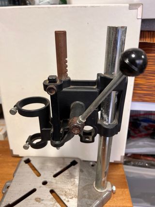 Columna Dremel Multipro Deluxe