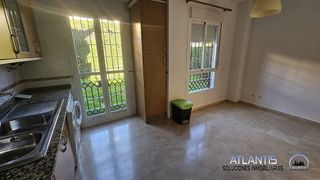 Casa adosada en alquiler en Casco Antiguo en Mairena del Aljarafe