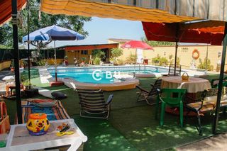 Chalet en venta en Lora del Río