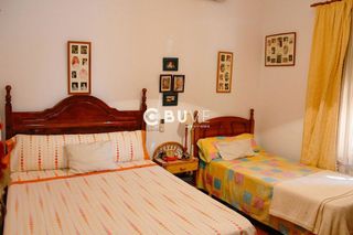 Chalet en venta en Lora del Río