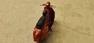 Vespa Super Sprint - anno 1965 - Scala 1/18