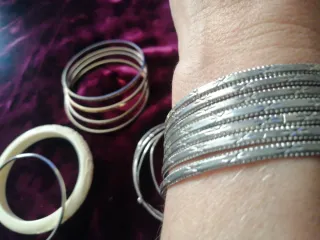 Lote Pulseras Vintage Doradas y Plateadas