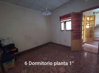 Casa adosada en venta en Manzanares