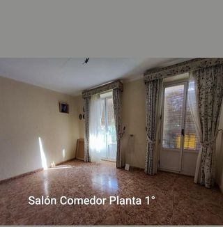 Casa adosada en venta en Manzanares