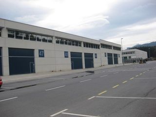 Nave industrial en alquiler en Dima