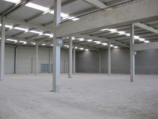 Nave industrial en alquiler en Dima