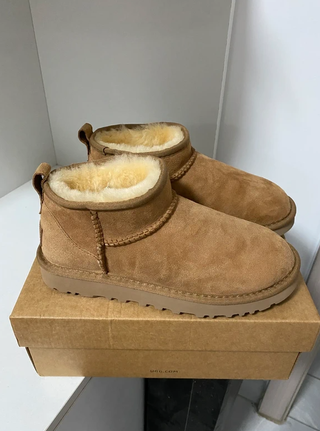 UGG Stivali da Neve Tg 37 Beige/Marrone