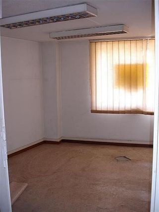 Local comercial en alquiler en Ensanche - Sar en Santiago de Compostela