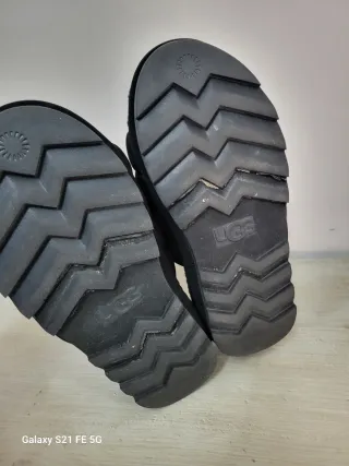 Ciabatte UGG Maxi Slide Puffy Nere Tg 39