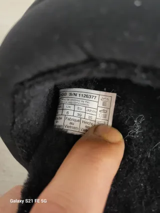 Ciabatte UGG Maxi Slide Puffy Nere Tg 39