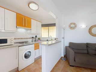 Piso en alquiler en La Carihuela en Torremolinos