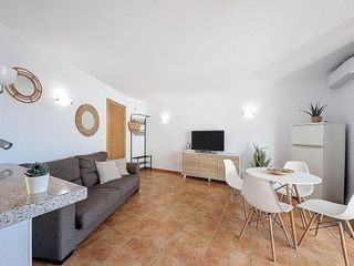 Piso en alquiler en La Carihuela en Torremolinos