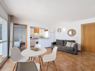 Piso en alquiler en La Carihuela en Torremolinos