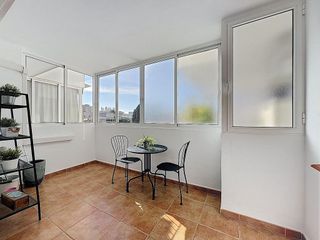 Piso en alquiler en La Carihuela en Torremolinos