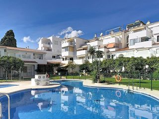 Piso en alquiler en La Carihuela en Torremolinos