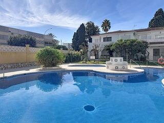 Piso en alquiler en La Carihuela en Torremolinos