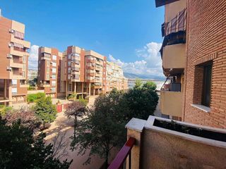 Piso en alquiler en Cervantes en Granada