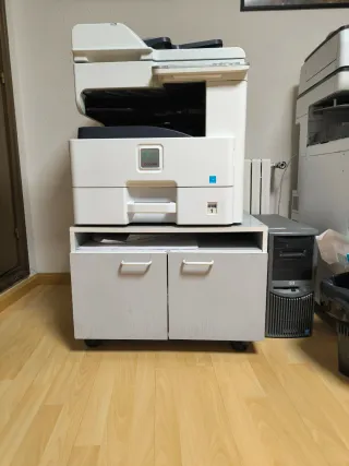 Impresora Multifunción Kyocera FS-6525MFP + Mueble