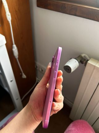 iPhone 16 Plus rosado