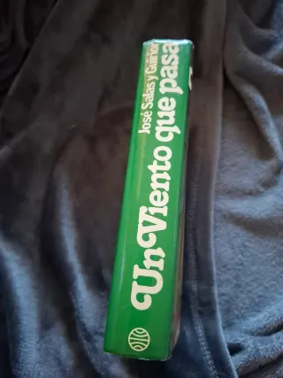 Un viento que pasa: Novela (Autores españoles ...