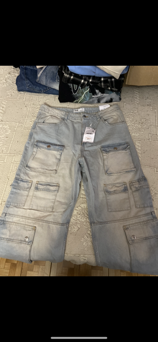 Pantalones vaqueros como nuevos (leer descripcion)