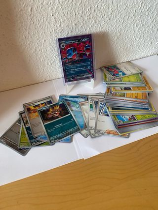 Lote de 100 cartas pokemon tcg