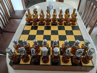 Scacchi Artigianali Bottiglie Avon