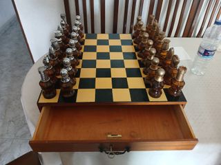 Scacchi Artigianali Bottiglie Avon