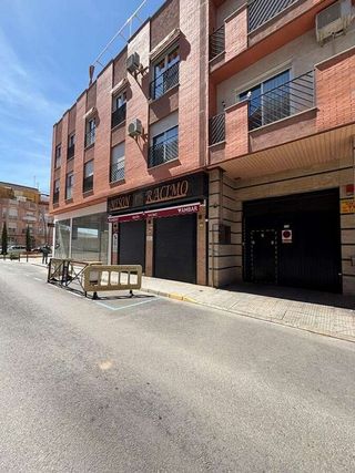 Garaje en venta en Valdepeñas