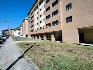 Local comercial en venta en Villalegre - La Luz en Avilés