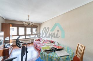 Piso en venta en Laviada en Gijón