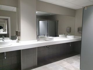 Oficina en alquiler en Zona Industrial en Prat de Llobregat, El