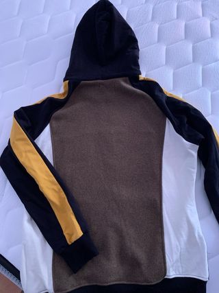 Sudadera Cusart Talla L Usada una sola vez