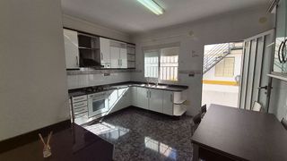 Casa adosada en venta en Alcantarilla