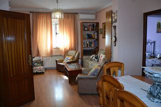 Casa adosada en venta en Plasencia