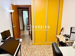 Piso en alquiler en Este en Castellón de la Plana