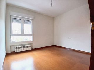 Piso en alquiler en Laviada en Gijón