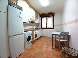 Piso en alquiler en Centro en Gijón