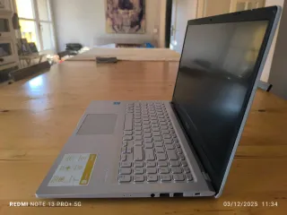 Portátil Asus Vivobook Plata