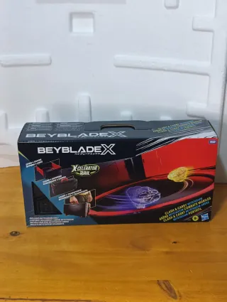 Beyblade X Arena Clash & Carry Stadium