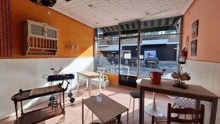 Local comercial en venta en Casco Histórico de Barajas en Madrid