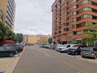 Garaje en venta en Plaza España - Villa Pilar - Reyes Católicos - Vadillos en Burgos