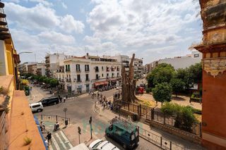 Local comercial en venta en Triana Casco Antiguo en Sevilla