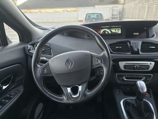 Renault Scenic 2015