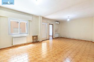 Piso en venta en Camino de Ronda - Rosaleda en Granada