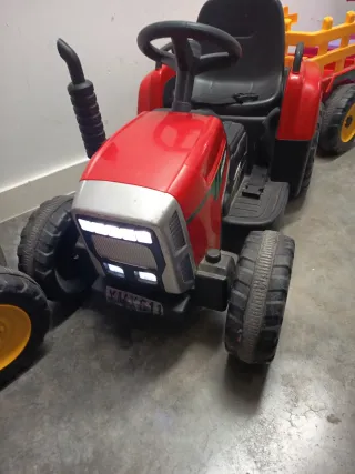 Tractor Eléctrico Infantil con Remolque