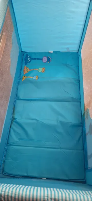 Cuna de viaje plegable azul