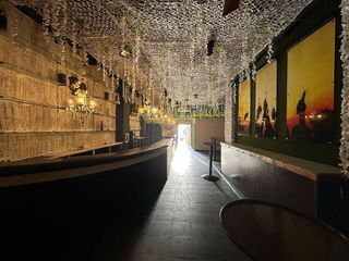 Local comercial en venta en Baeza