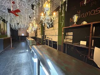 Local comercial en venta en Baeza