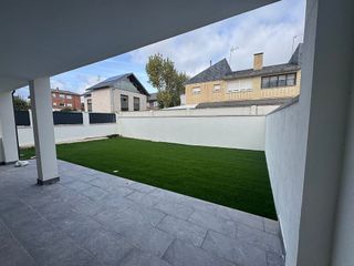 Casa pareada en alquiler en Prado de Somosaguas en Pozuelo de Alarcón